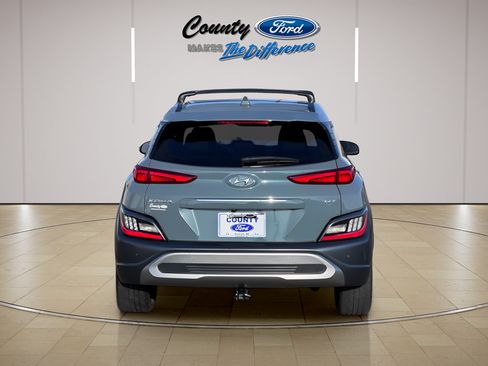 Used 2023 Hyundai Kona Limited FWD image 11