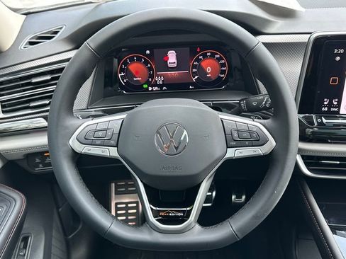 New 2026 Volkswagen Atlas Peak Edition AWD/4WD image 24