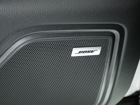 New 2026 Porsche Macan AWD/4WD image 7