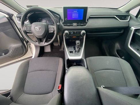 Used 2024 Toyota RAV4 LE AWD/4WD image 10