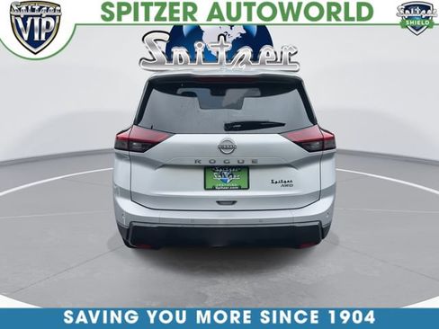 Used 2025 Nissan Rogue SV AWD/4WD image 8