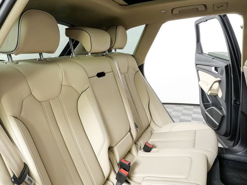 Used 2025 Audi Q5 2.0T Premium Plus image 22