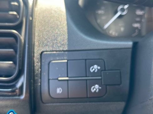 Used 2025 RAM ProMaster 1500 w/ Safety Group FWD image 17