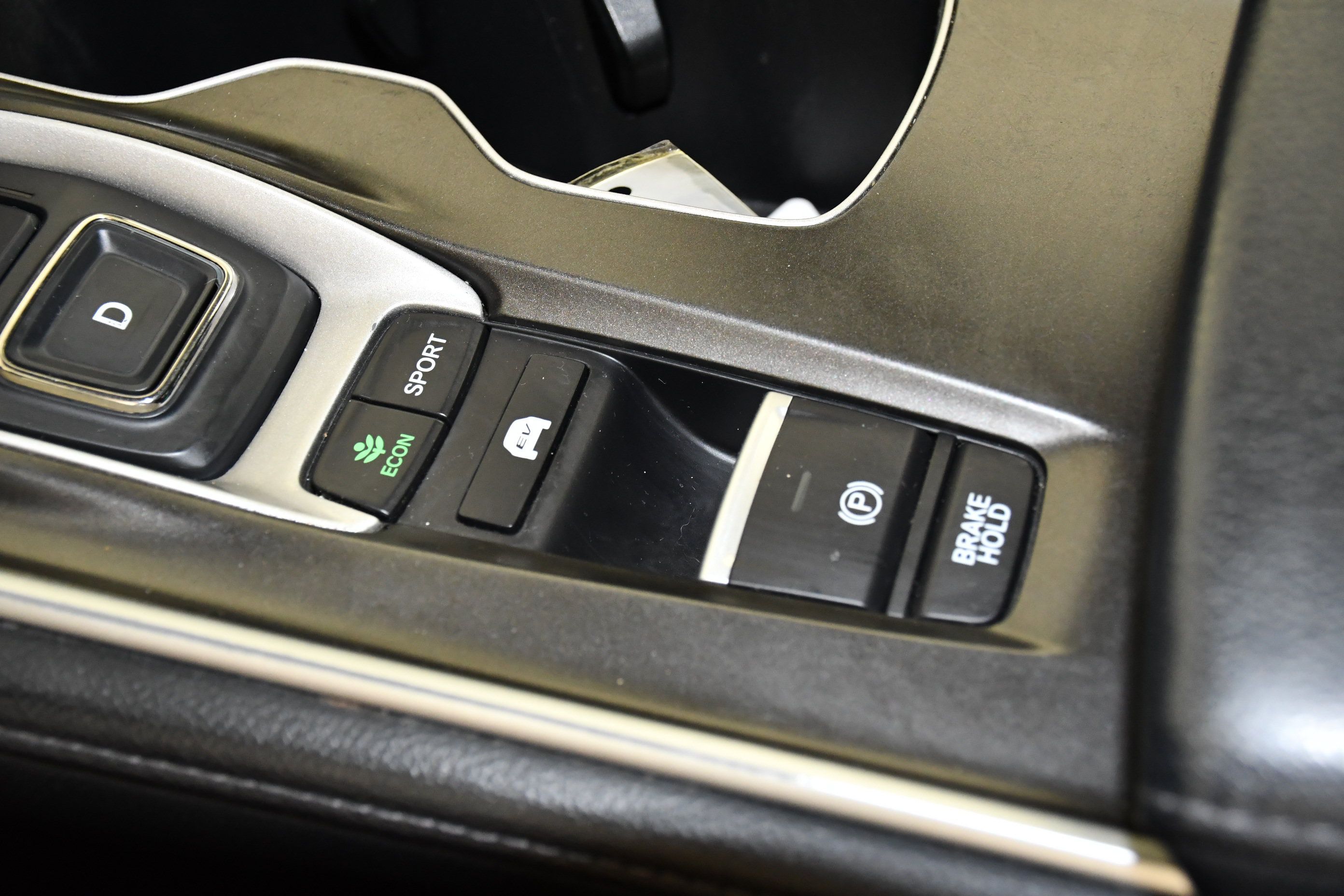 Used 2018 Honda Accord Touring image 30