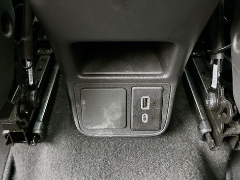 Used 2024 Buick Encore GX Sport Touring image 26