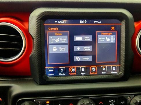 Used 2018 Jeep Wrangler Unlimited Rubicon AWD/4WD image 19