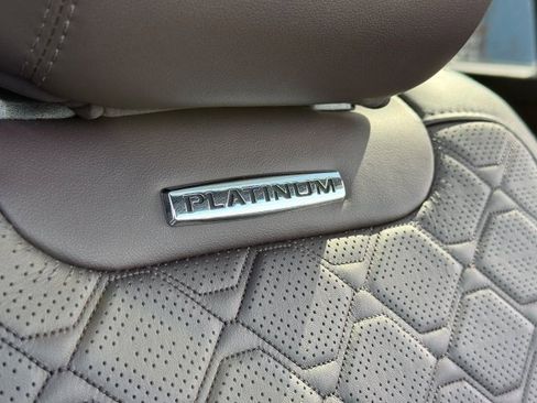 Certified 2025 Ford Explorer Platinum w/ LUX Leather Package image 29