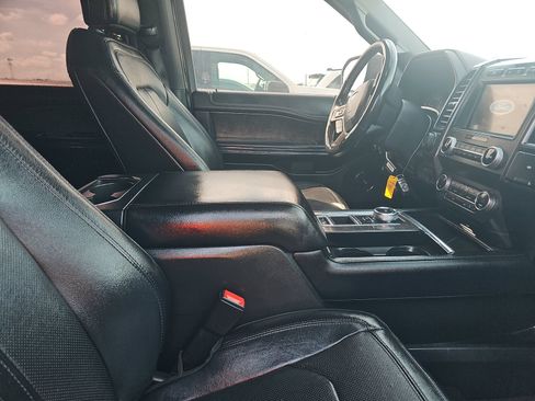 Used 2020 Ford Expedition Limited w/ Texas Edition Package RWD image 13