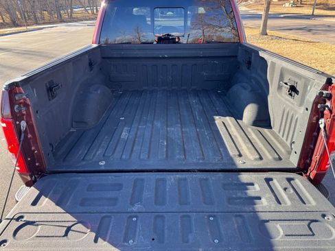 Used 2016 Ford F150 XLT w/ Equipment Group 302A Luxury image 12