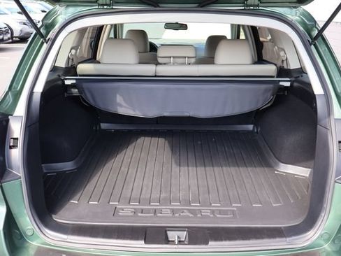 Used 2010 Subaru Outback 2.5i Limited AWD/4WD image 18