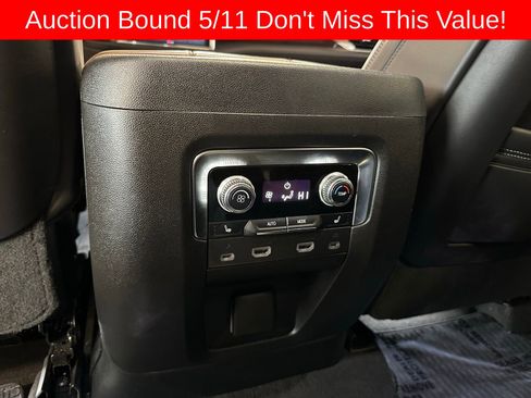 Used 2024 GMC Yukon Denali Ultimate AWD/4WD image 47
