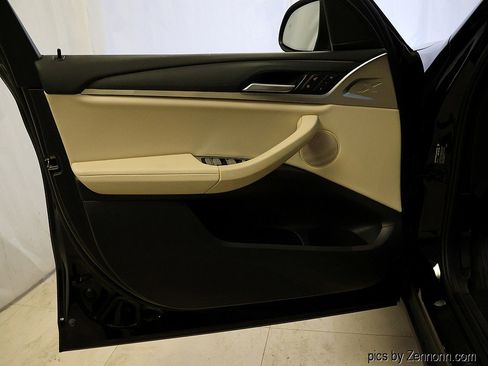 Certified 2023 BMW X3 xDrive30i w/ Premium Package image 26