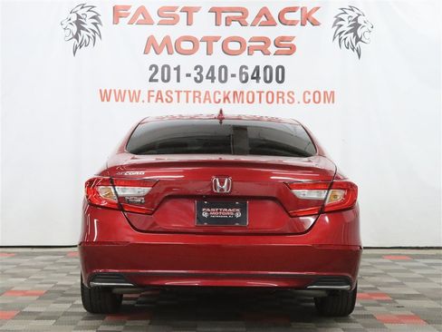 Used 2018 Honda Accord LX image 5
