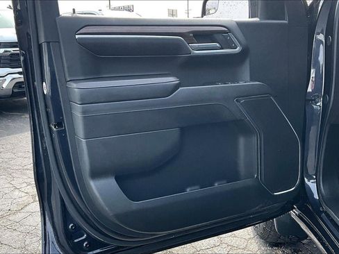 Used 2024 Chevrolet Silverado 1500 LT image 24