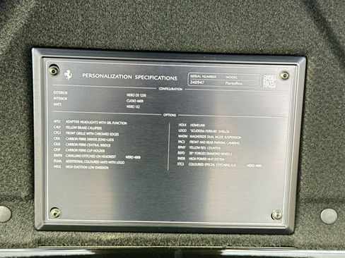 Certified 2019 Ferrari Portofino RWD image 30