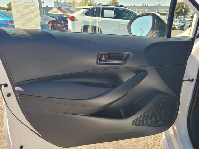 Used 2022 Toyota Corolla LE FWD image 18