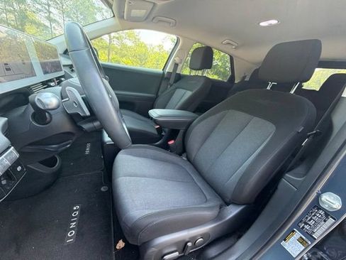 Used 2024 Hyundai Ioniq 5 SEL RWD image 10