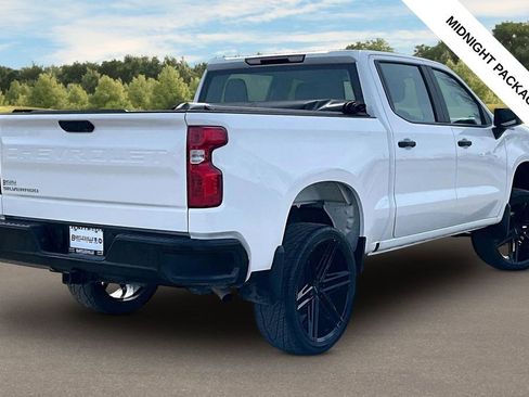 Used 2024 Chevrolet Silverado 1500 W/T w/ Z71 Off-Road Package AWD/4WD image 12