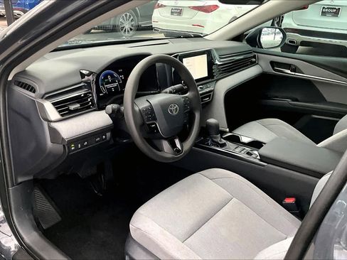 Used 2026 Toyota Camry LE w/ Convenience Package FWD image 18
