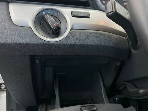 Used 2021 Volkswagen Passat 2.0T SE image 30