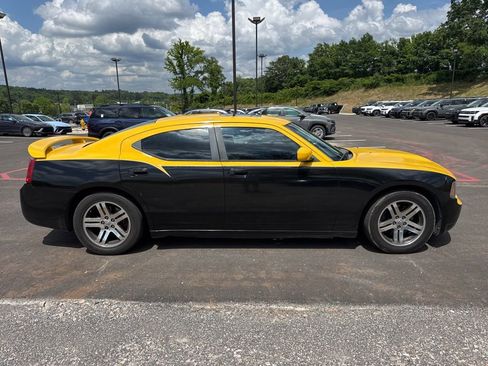Used 2006 Dodge Charger R/T RWD image 2
