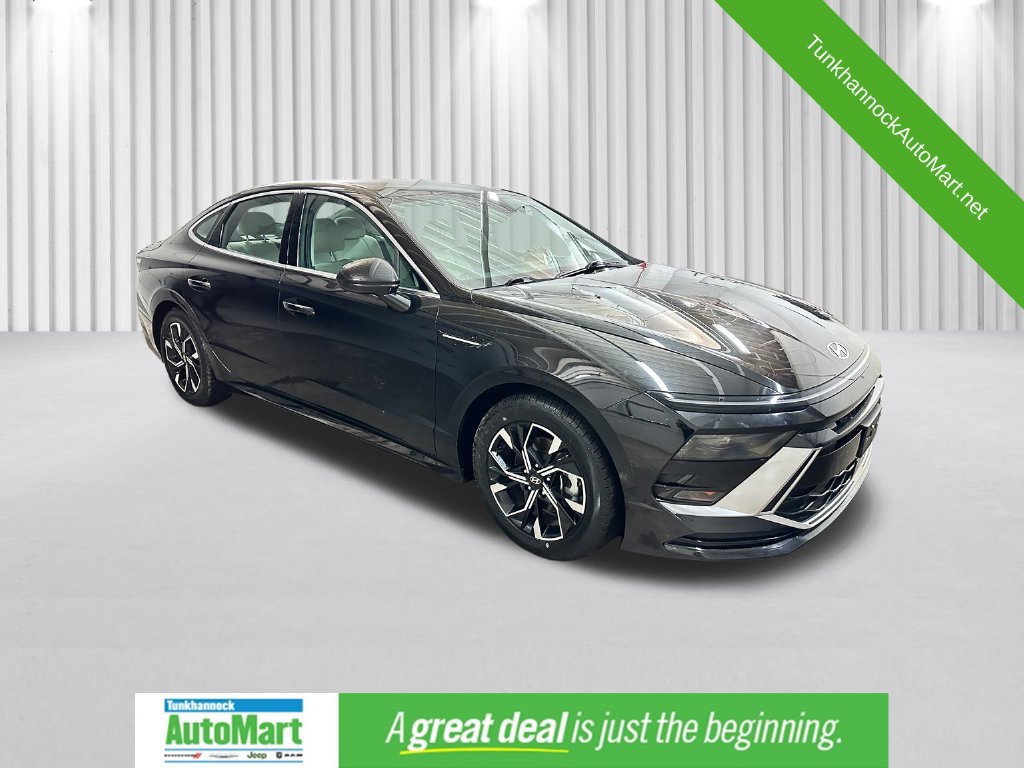 Used 2025 Hyundai Sonata SEL FWD image 1