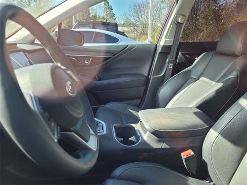 Used 2023 Subaru Outback Touring XT image 4