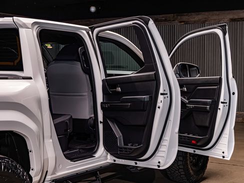 Used 2026 Toyota Tacoma TRD Sport image 27