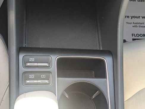 Used 2025 Hyundai Sonata SEL image 21