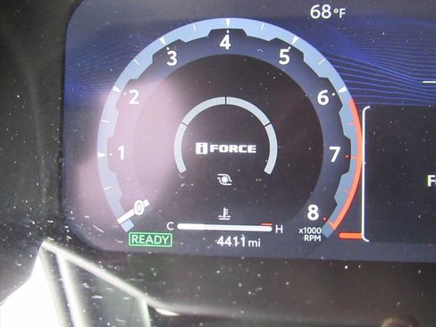 Used 2025 Toyota 4Runner Trailhunter image 29