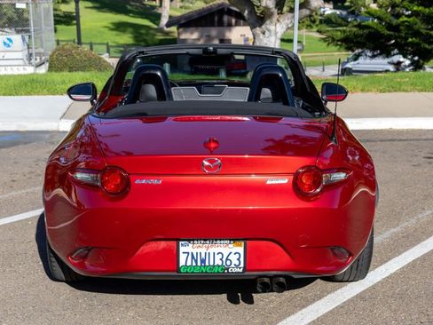 Used 2016 MAZDA MX-5 Miata Grand Touring image 18