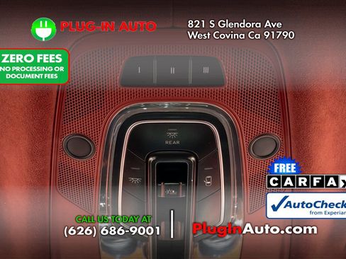 Used 2018 Bentley Bentayga AWD/4WD image 22