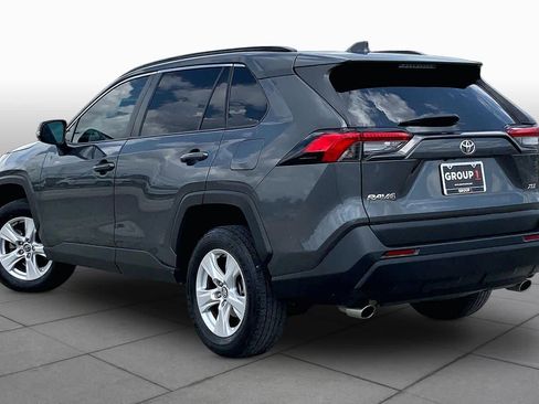 Used 2020 Toyota RAV4 XLE FWD image 12