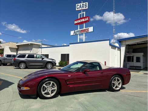 Used 2003 Chevrolet Corvette 50th Anniversary Edition w/ Preferred Equipment Group1 image 12