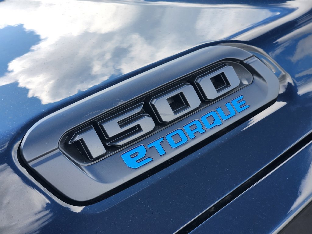 New 2026 RAM 1500 Express RWD image 8