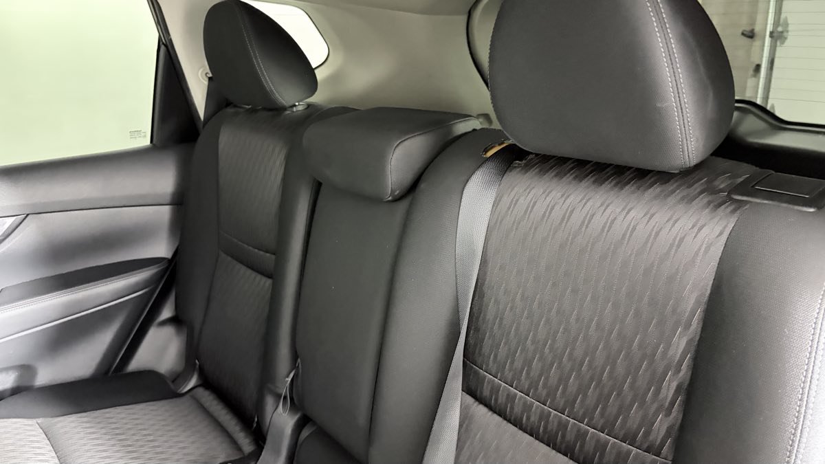 Used 2019 Nissan Rogue SV AWD/4WD image 27