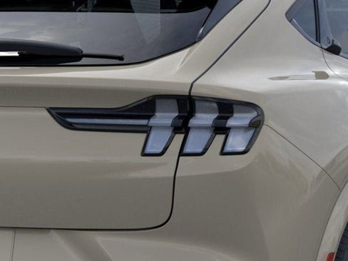 New 2026 Ford Mustang Mach-E GT image 21