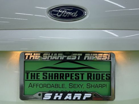 Used 2021 Ford EcoSport SE image 12