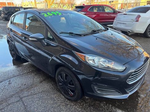 Used 2014 Ford Fiesta SE image 5