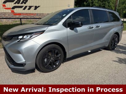 Used 2025 Toyota Sienna XSE w/ XSE Plus Package