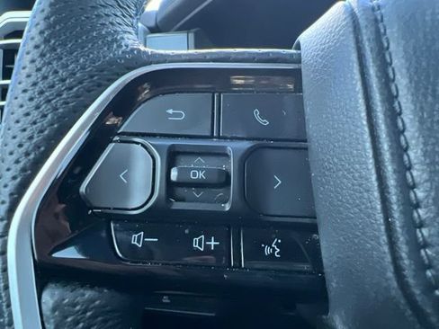 Used 2024 Toyota Sequoia Platinum AWD/4WD image 24