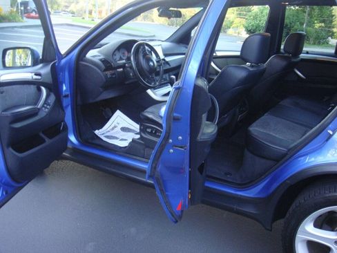 Used 2003 BMW X5 4.6is image 11