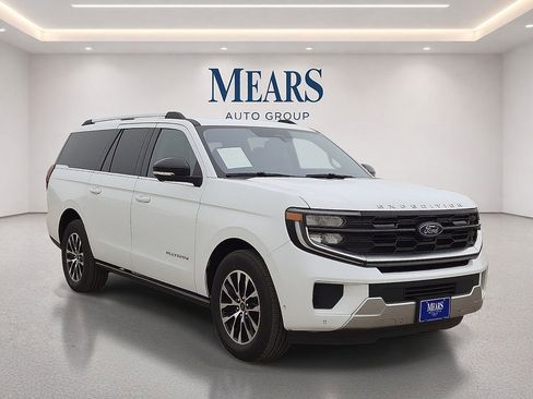 Used 2025 Ford Expedition Max Platinum AWD/4WD image 7