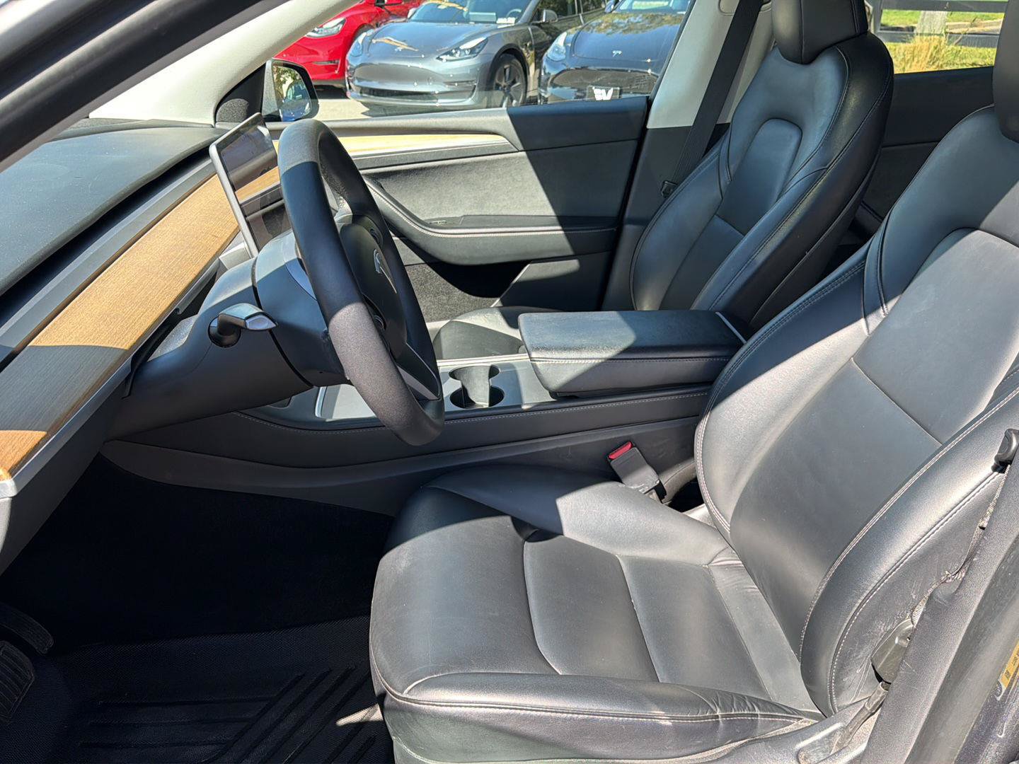 Used 2023 Tesla Model Y Long Range AWD/4WD image 9