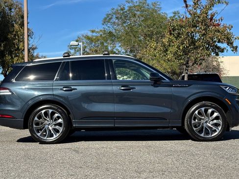 Certified 2022 Lincoln Aviator Grand Touring w/ Elements Package Plus image 3