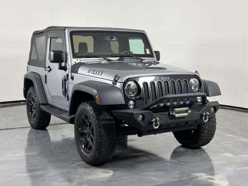 Used 2017 Jeep Wrangler Sport AWD/4WD image 3