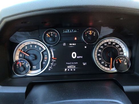 Used 2018 RAM 1500 Lone Star image 12