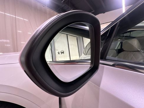 Certified 2023 Buick Envision Avenir AWD/4WD image 25