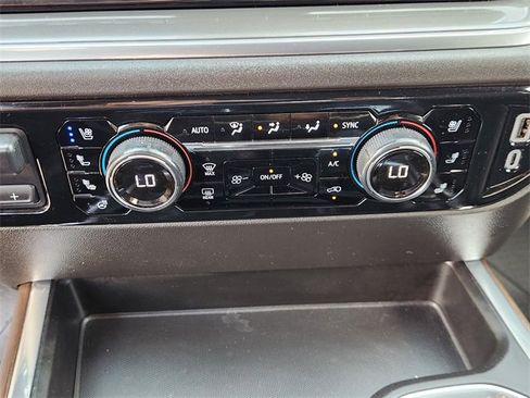 Used 2024 Chevrolet Silverado 1500 High Country w/ Technology Package image 18