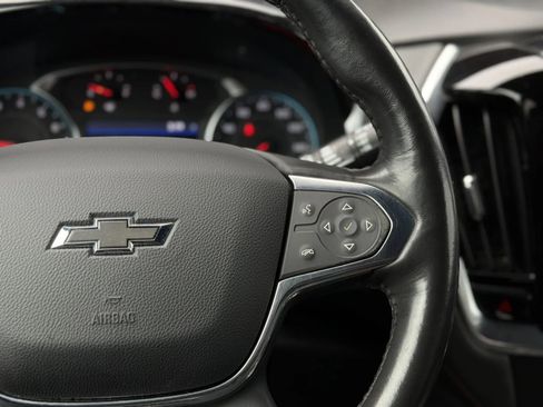 Used 2024 Chevrolet Traverse RS image 27